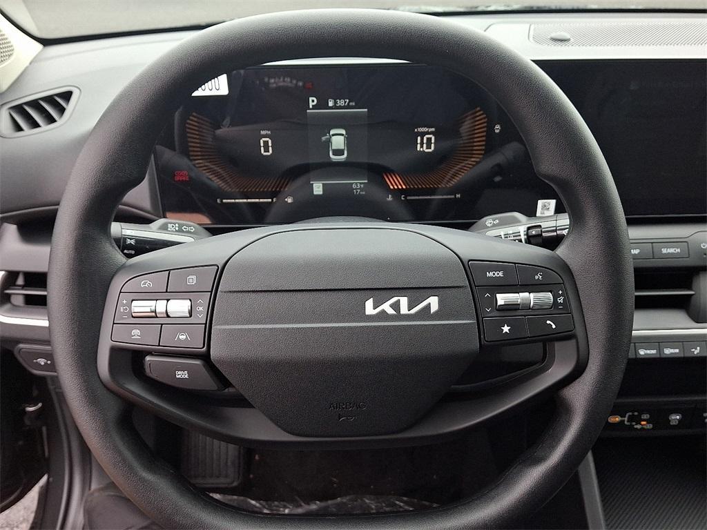 new 2025 Kia K4 car, priced at $24,165
