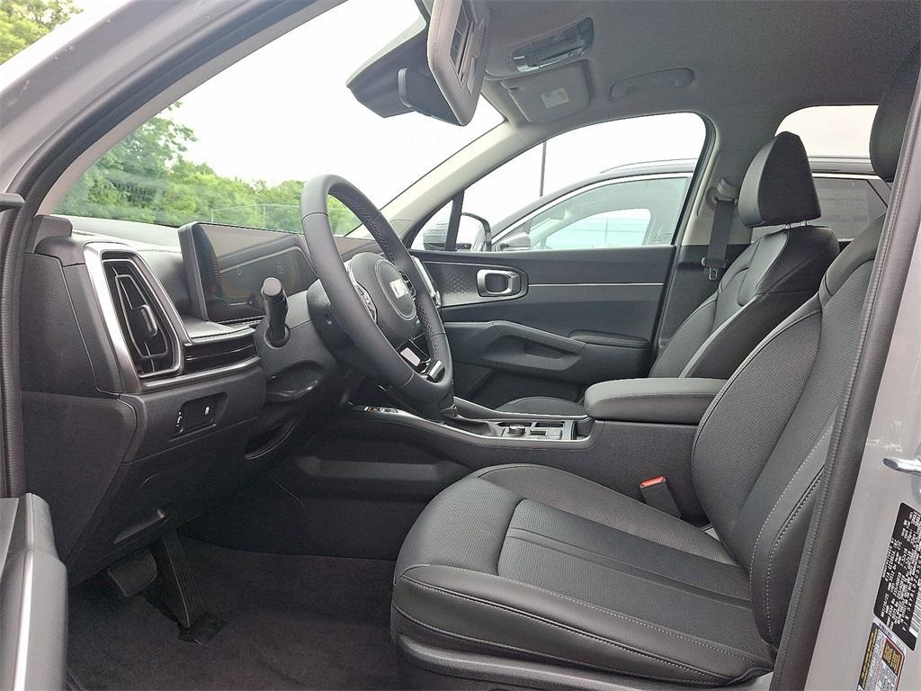 new 2025 Kia Sorento car, priced at $39,150