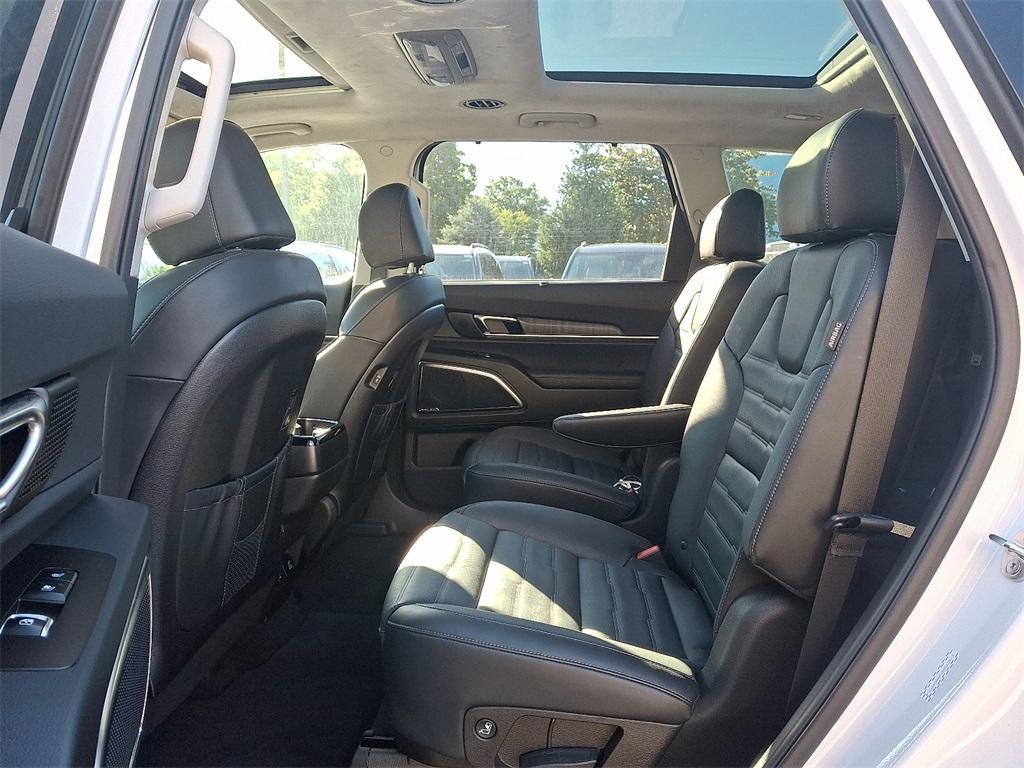 used 2025 Kia Telluride car, priced at $48,701