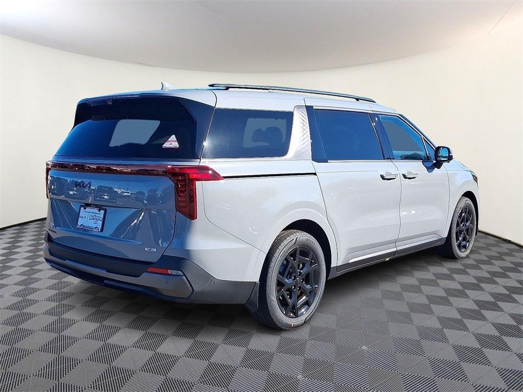 new 2026 Kia Carnival Hybrid car, priced at $55,145