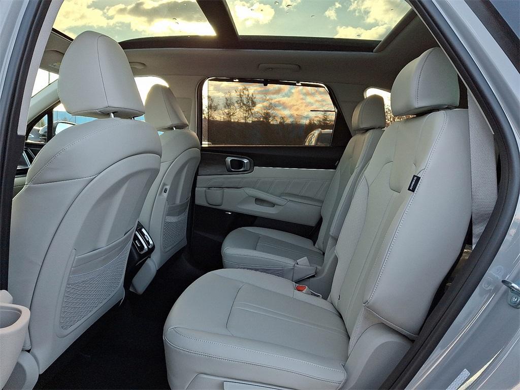 new 2026 Kia Sorento car, priced at $46,095
