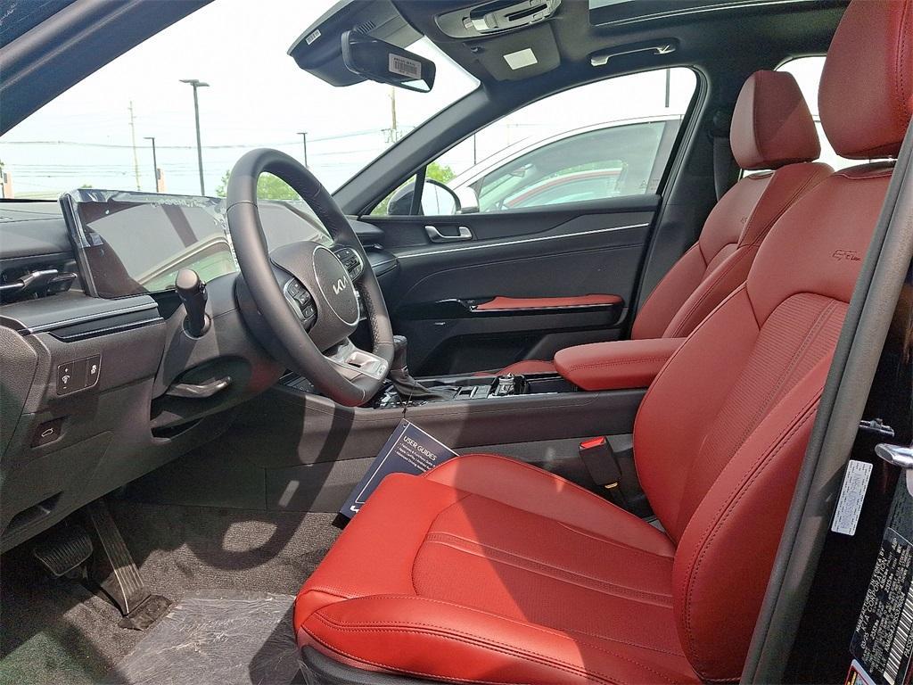 new 2025 Kia K5 car, priced at $32,010