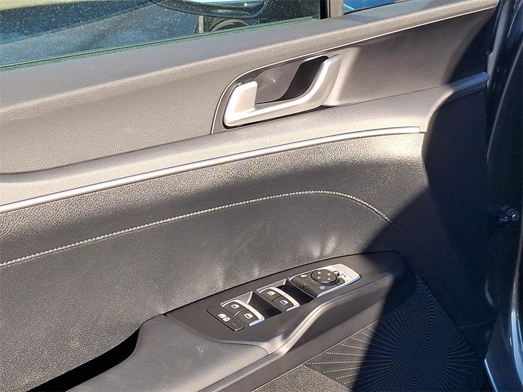 new 2025 Kia K5 car, priced at $28,495