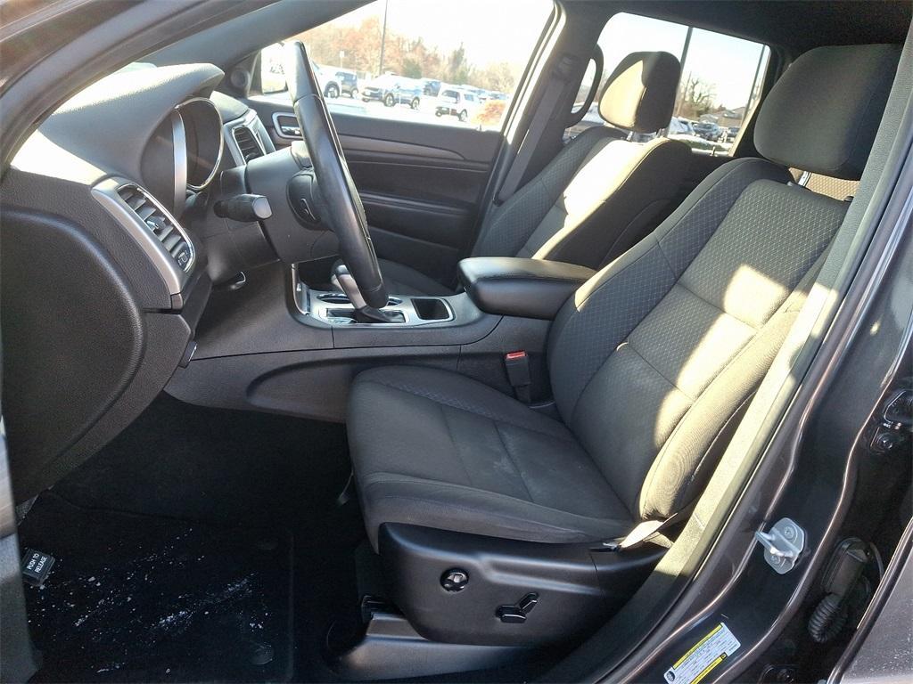 used 2019 Jeep Grand Cherokee car, priced at $20,901