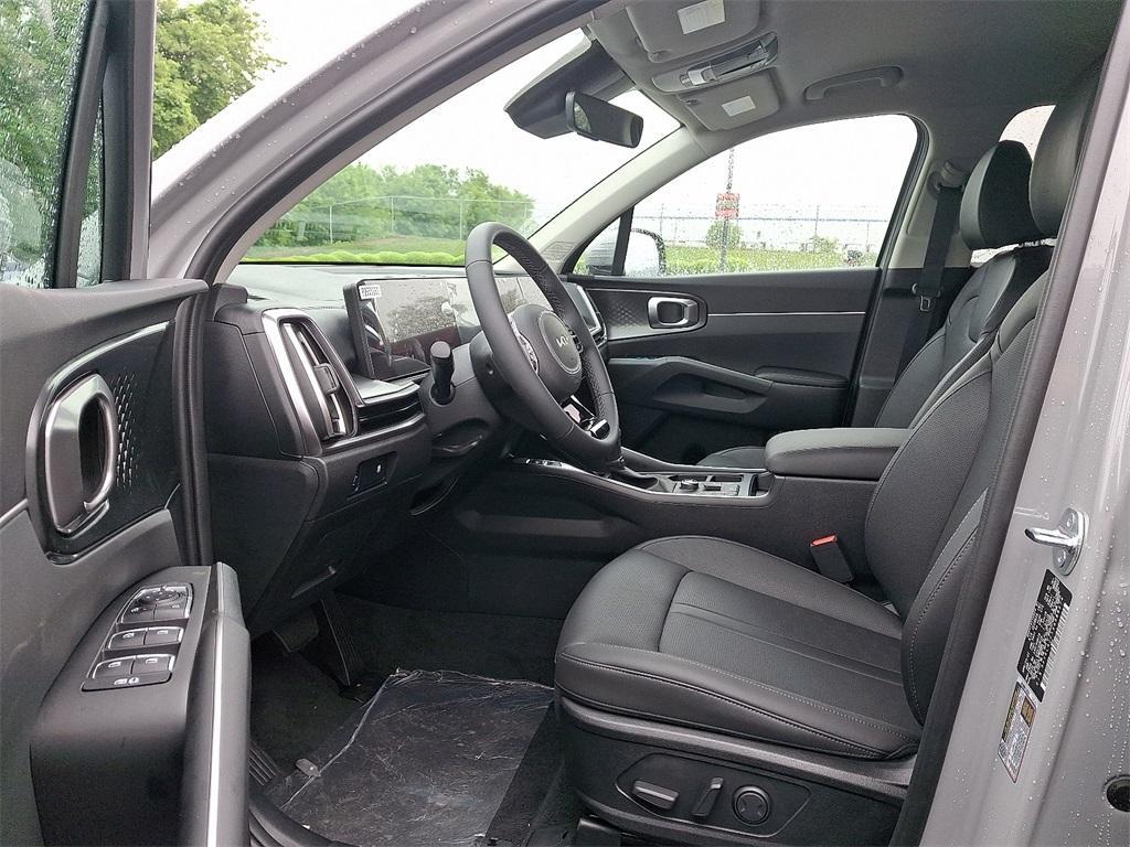 new 2025 Kia Sorento car, priced at $37,150