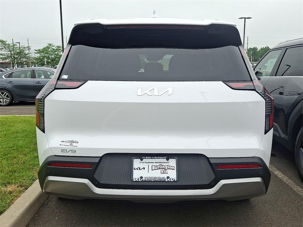new 2026 Kia EV9 car, priced at $66,455