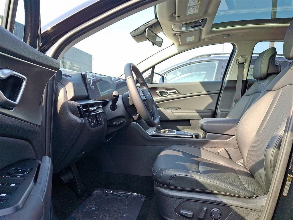 new 2026 Kia Sportage car, priced at $34,685