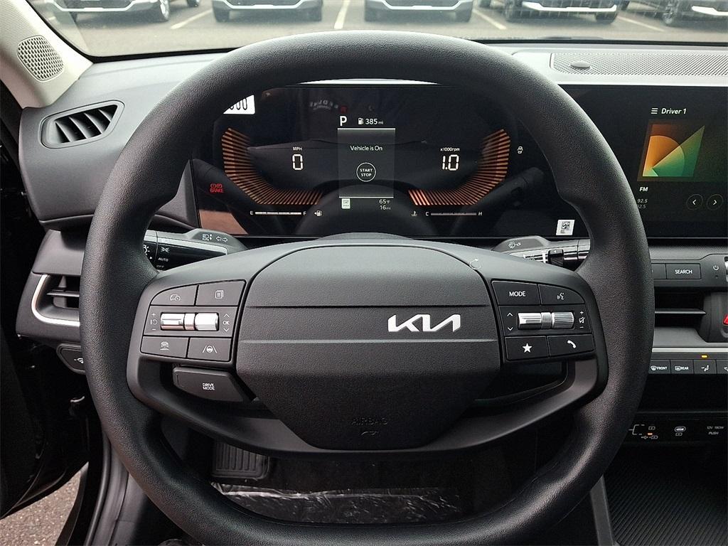 new 2025 Kia K4 car, priced at $24,165