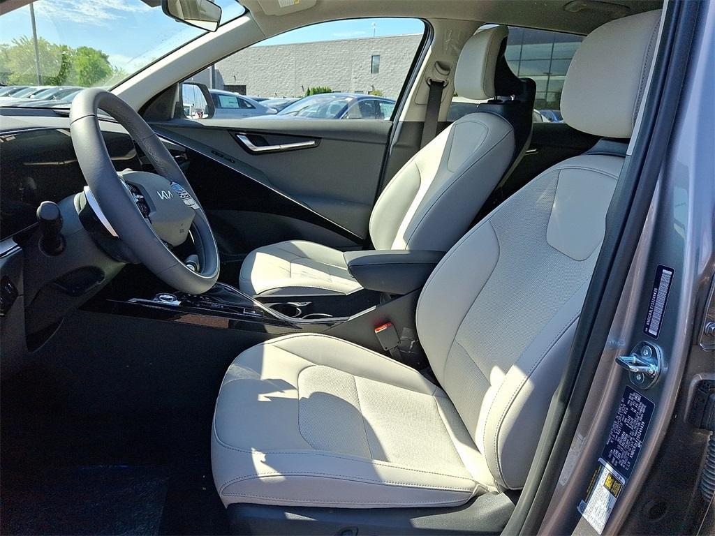 new 2025 Kia Niro car, priced at $31,490