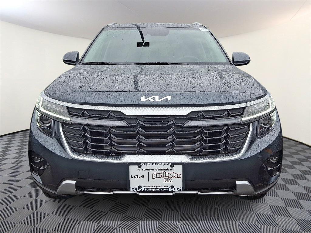 new 2025 Kia Seltos car, priced at $30,160