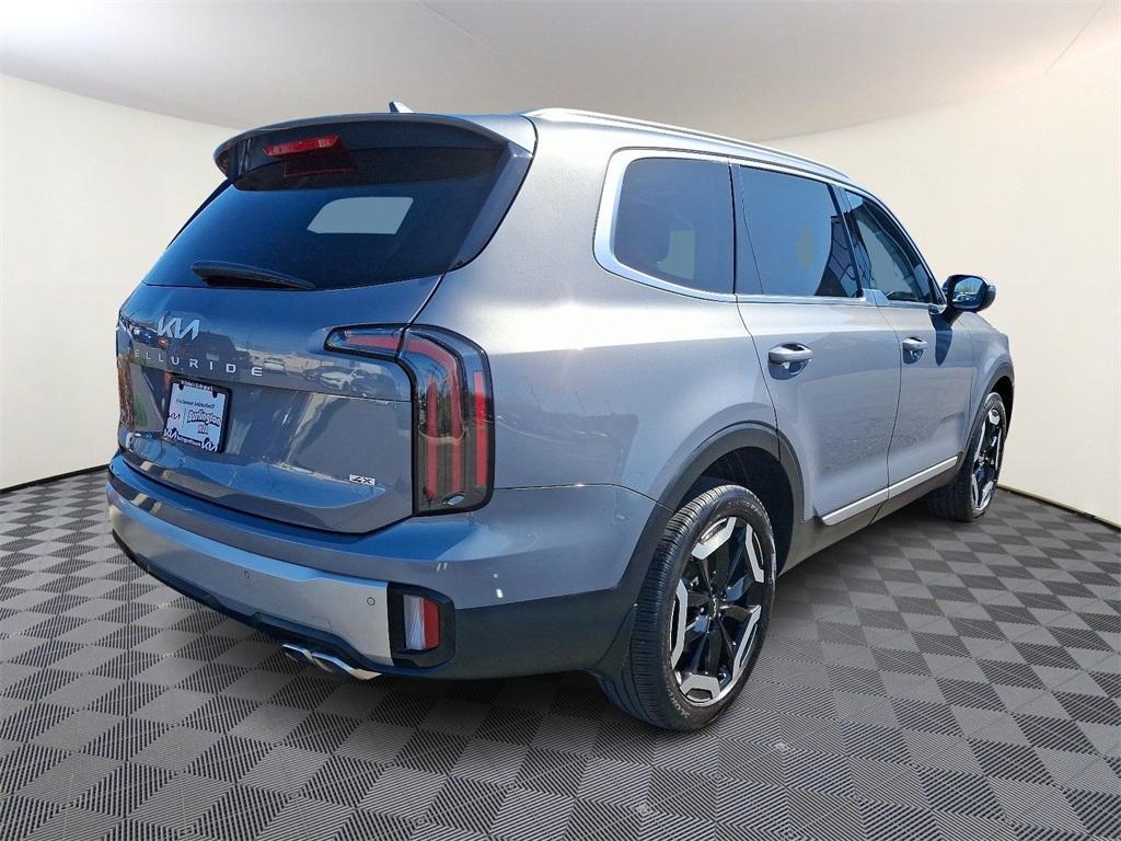 used 2024 Kia Telluride car, priced at $39,301