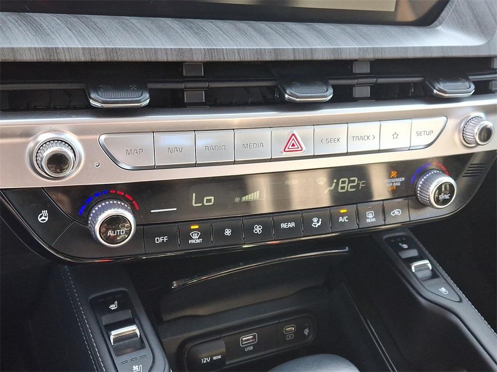 used 2024 Kia Telluride car, priced at $39,301