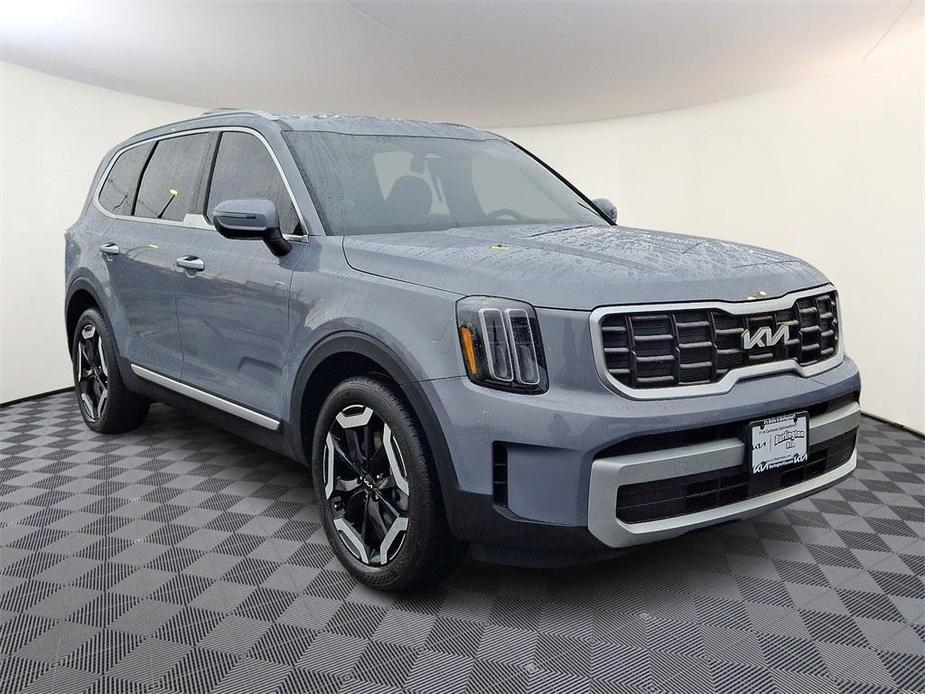 used 2024 Kia Telluride car, priced at $39,401