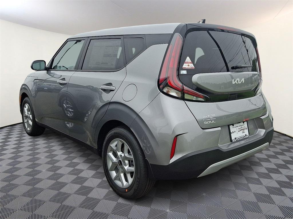 new 2025 Kia Soul car, priced at $22,615