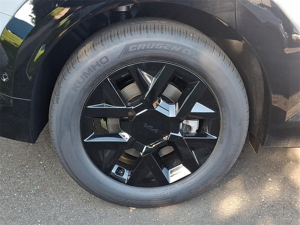 new 2026 Kia EV9 car, priced at $72,375