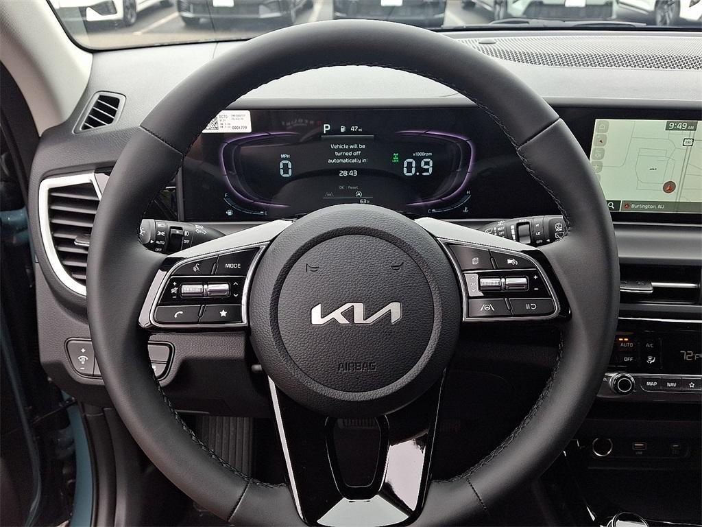 new 2025 Kia Seltos car, priced at $28,670