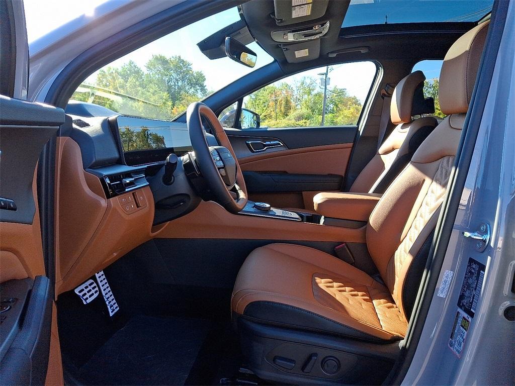 new 2026 Kia Sportage Plug-In Hybrid car, priced at $49,570