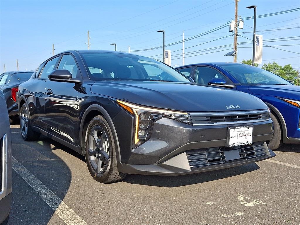 new 2025 Kia K4 car, priced at $24,165