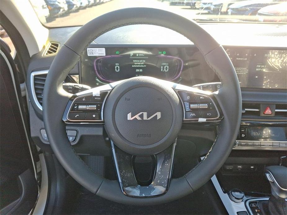 new 2025 Kia Seltos car, priced at $28,660