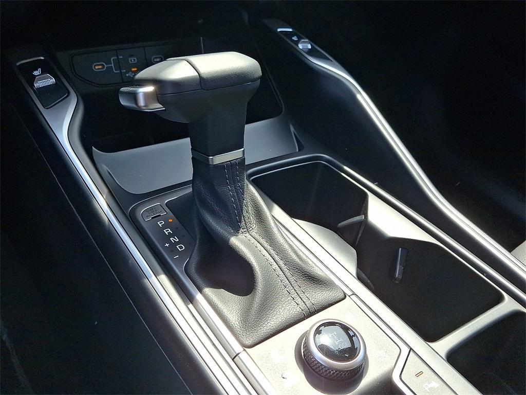 new 2025 Kia Sorento car, priced at $38,655