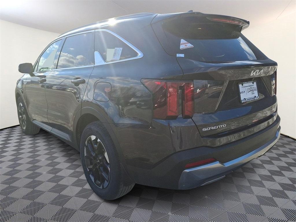 new 2025 Kia Sorento car, priced at $36,720