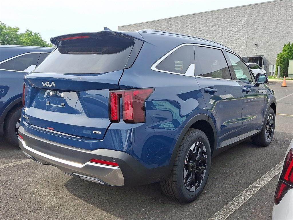 new 2025 Kia Sorento car, priced at $39,160