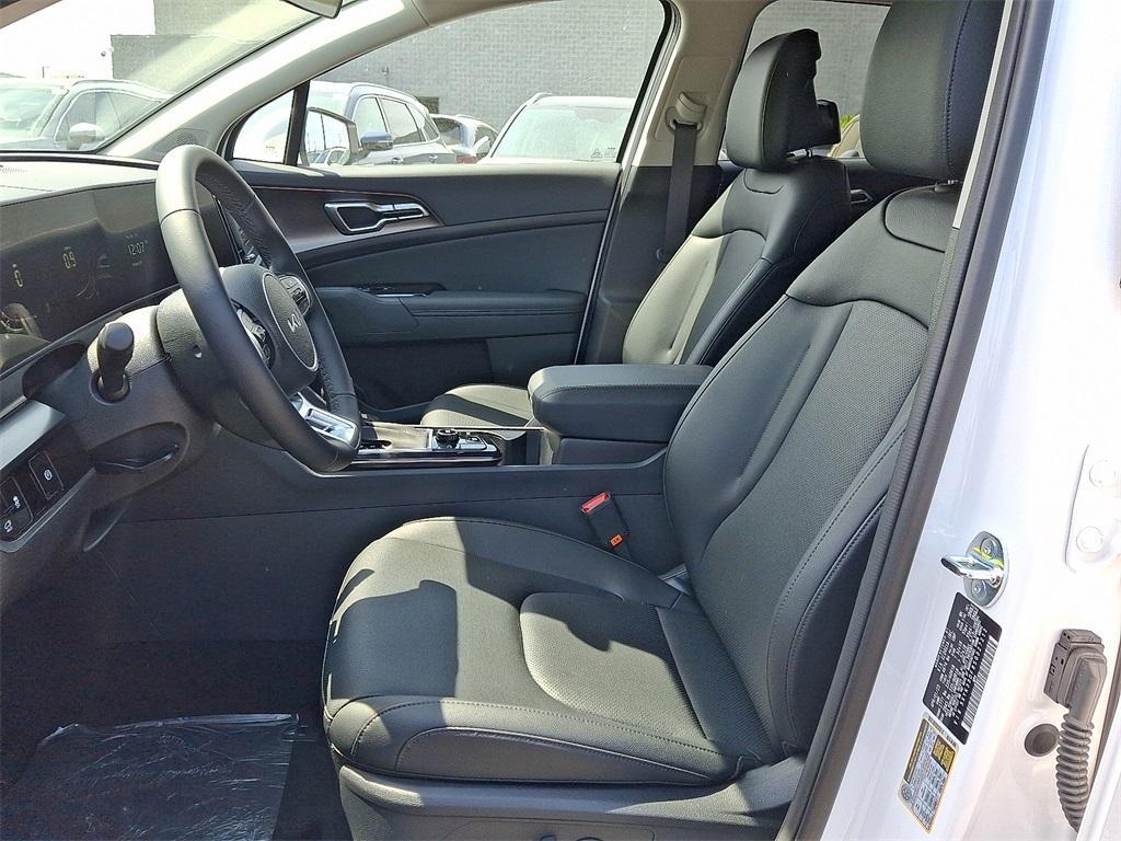 new 2025 Kia Sportage car, priced at $32,780