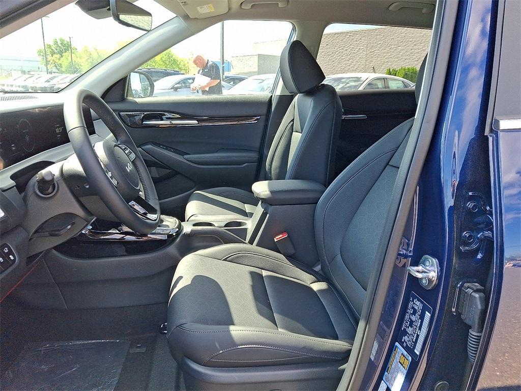 new 2025 Kia Seltos car, priced at $30,160