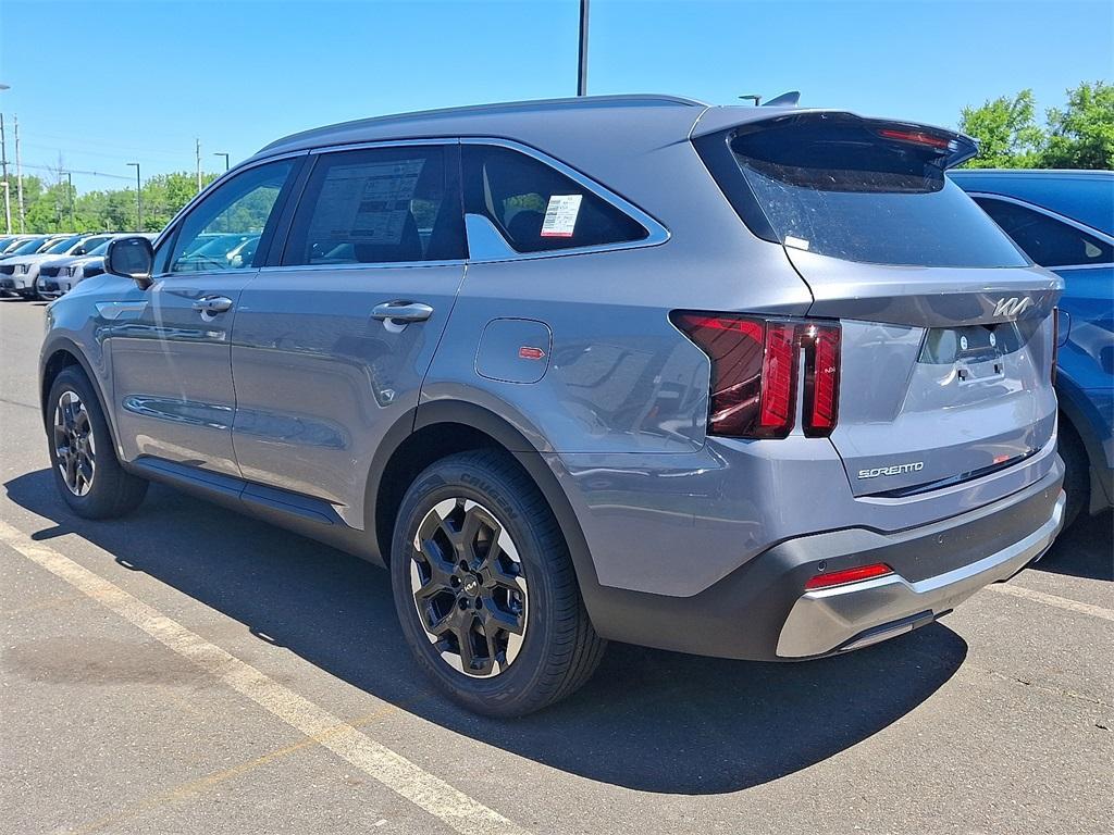 new 2025 Kia Sorento car, priced at $36,655