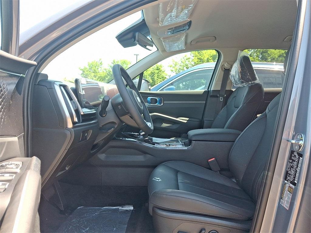 new 2025 Kia Sorento car, priced at $36,655