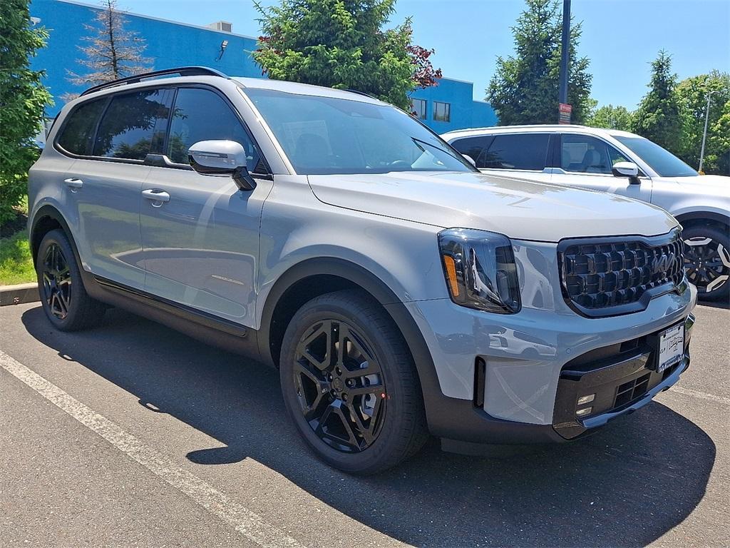new 2025 Kia Telluride car, priced at $52,570
