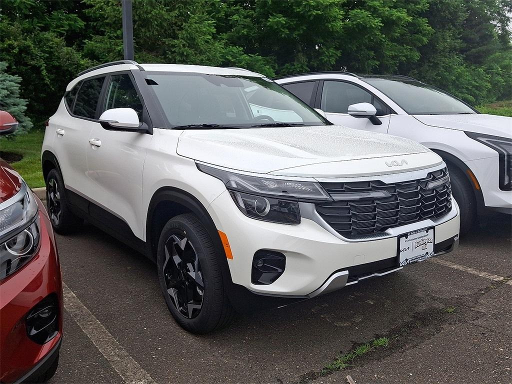 new 2025 Kia Seltos car, priced at $28,670
