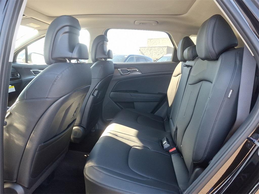 new 2025 Kia Sportage Hybrid car, priced at $35,615