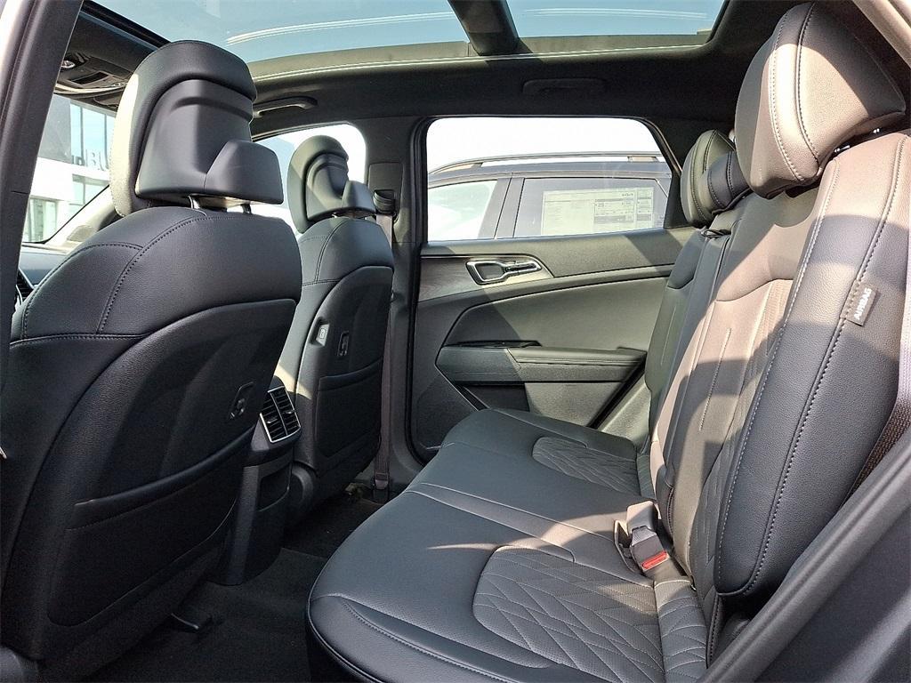 new 2025 Kia Sportage Plug-In Hybrid car, priced at $46,730