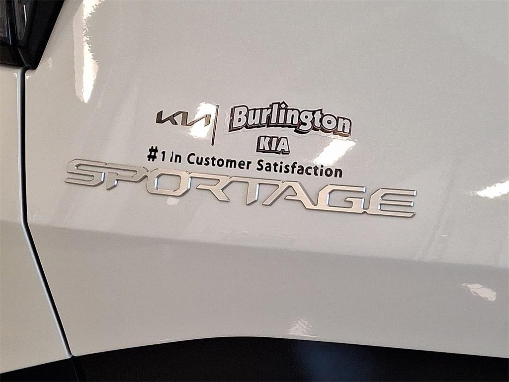 new 2026 Kia Sportage Hybrid car, priced at $36,660