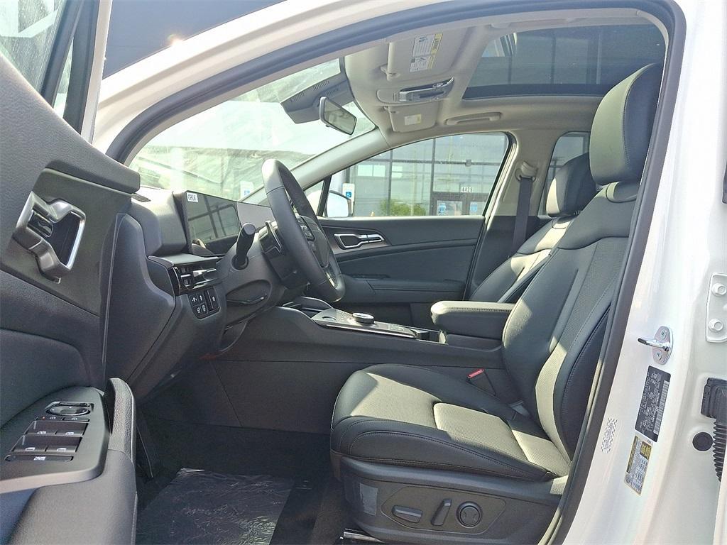 new 2026 Kia Sportage Hybrid car, priced at $36,660
