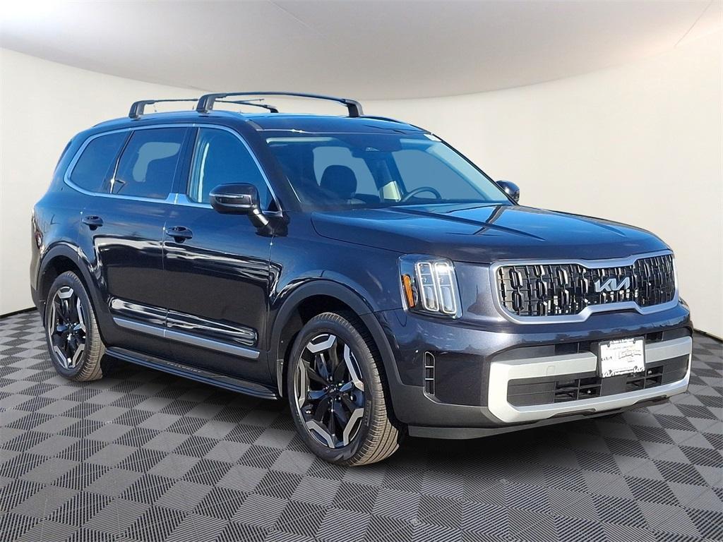 new 2025 Kia Telluride car, priced at $47,815