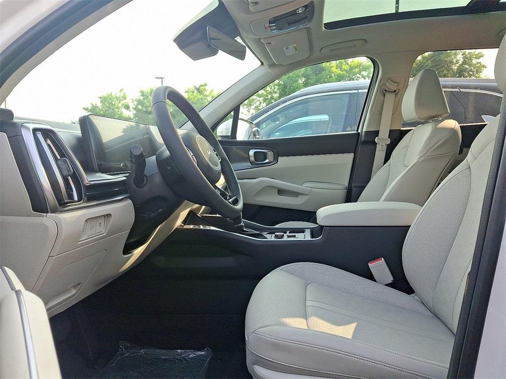 new 2025 Kia Sorento car, priced at $42,800