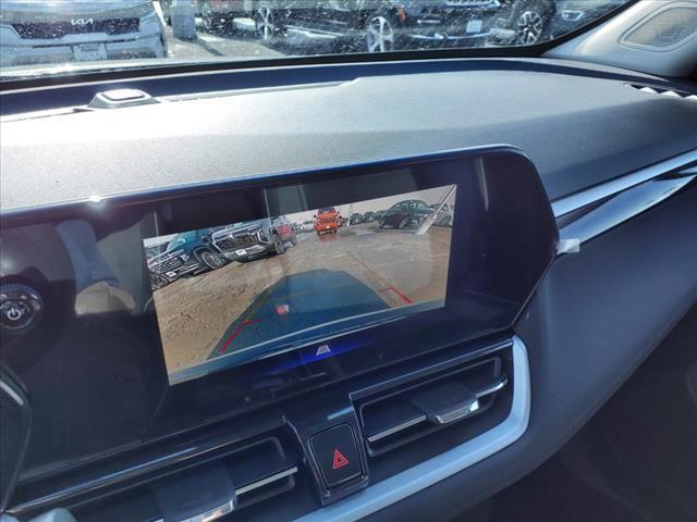 new 2025 Chevrolet TrailBlazer car, priced at $23,833