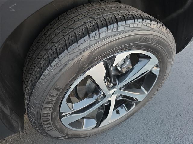 used 2024 Chevrolet Trax car, priced at $20,739