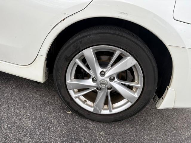 used 2015 Nissan Altima car, priced at $9,487