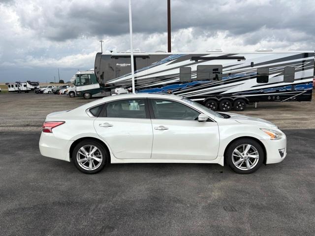 used 2015 Nissan Altima car, priced at $9,487