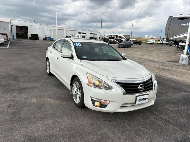 used 2015 Nissan Altima car, priced at $9,487