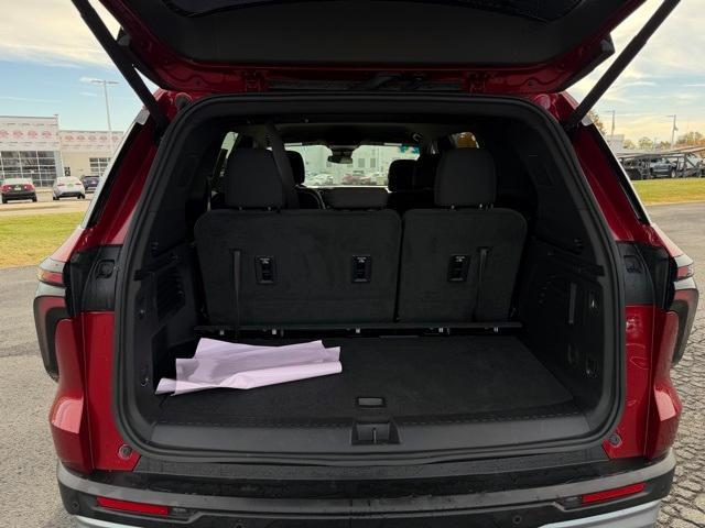 used 2024 Chevrolet Traverse car, priced at $45,699