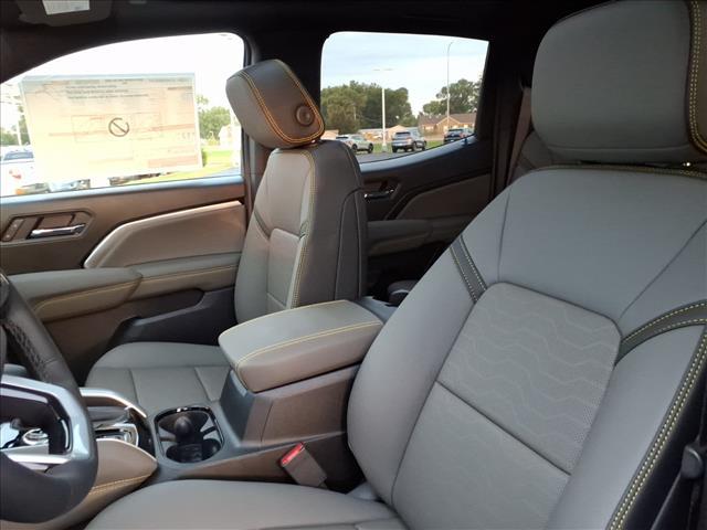 new 2026 Chevrolet Colorado car, priced at $51,980