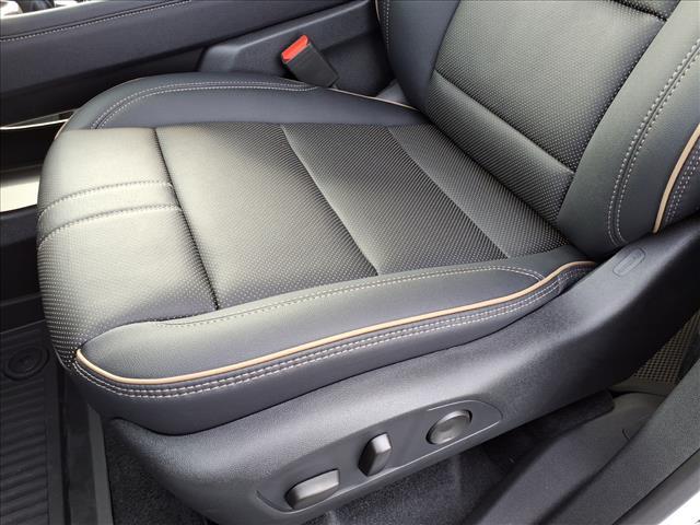 new 2026 Chevrolet Traverse car, priced at $57,775