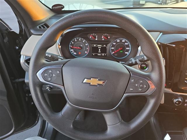 used 2023 Chevrolet Traverse car, priced at $29,197