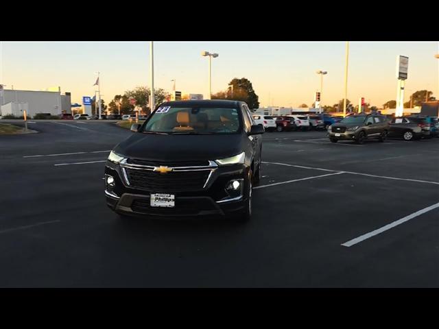 used 2023 Chevrolet Traverse car, priced at $29,197