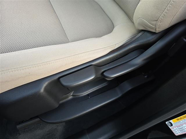 used 2023 Chevrolet Traverse car, priced at $29,197