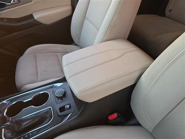 used 2023 Chevrolet Traverse car, priced at $29,197